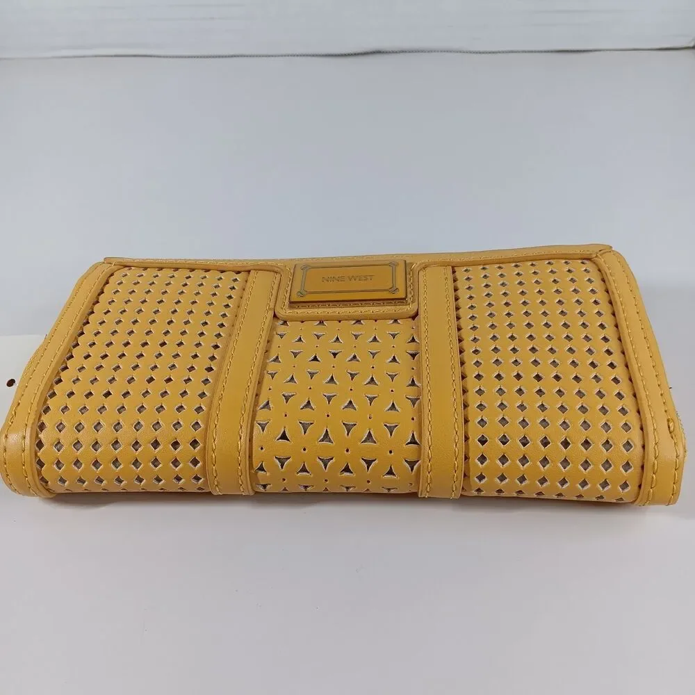 Nine West shipping actual visit